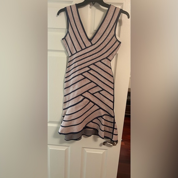 Herve leger flare blue and pink dress size M - Picture 4 of 7